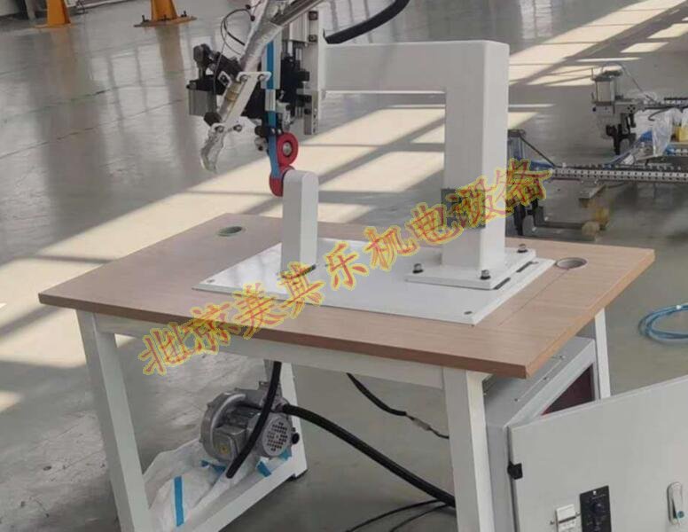 防護服生產(chǎn)設(shè)備配套高壓吸風機